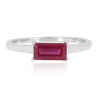 Anello in argento con Rubino del Madagascar