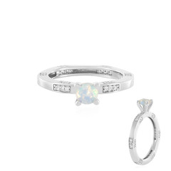 Anello in argento con Opale di Welo