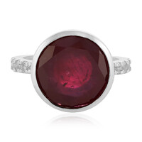 Anello in argento con Rubino del Madagascar