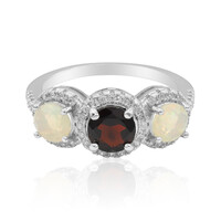 Anello in argento con Granato