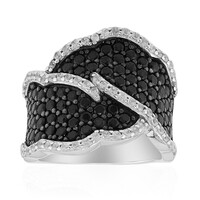 Anello in argento con Spinello Nero