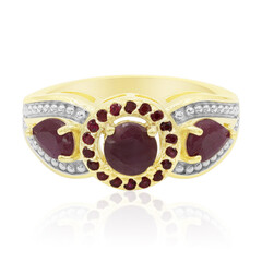 Anello in argento con Rubino