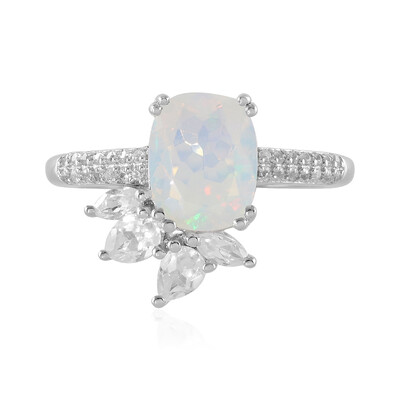Anello in argento con Opale di Welo