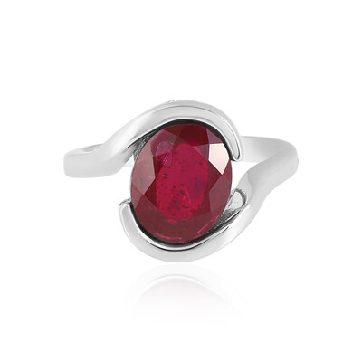 Anello in argento con Rubino del Madagascar