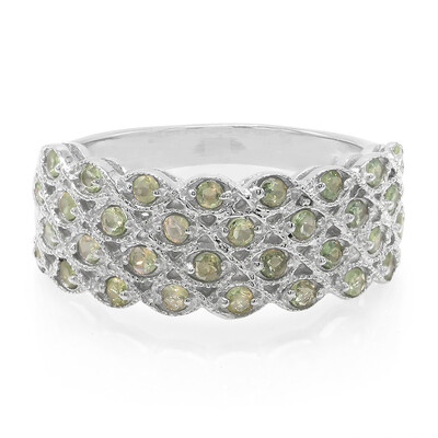 Anello in argento con Alessandrite