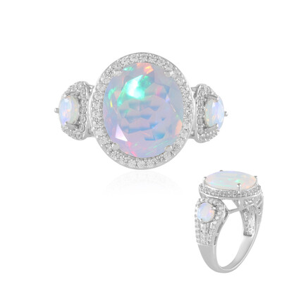 Anello in argento con Opale di Welo