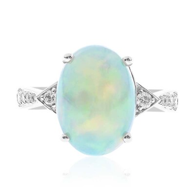 Anello in oro con Opale di Welo AAA (CIRARI)