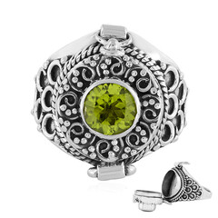 Anello in argento con Peridoto