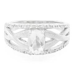 Anello in argento con Petalite