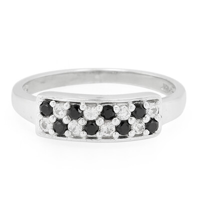 Anello in argento con Zaffiro Bianco e Spinello Nero