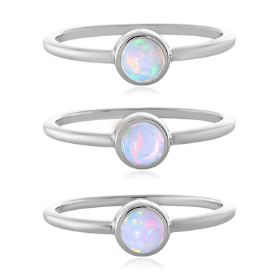 Anello in argento con Opale di Welo
