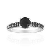 Anello in argento con Zaffiro Nero
