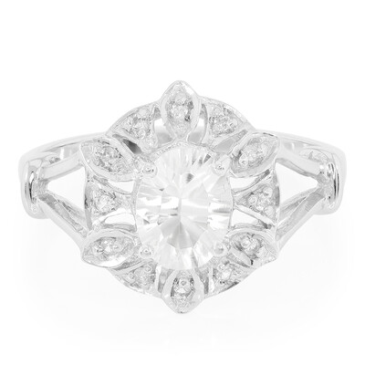 Anello in argento con Petalite