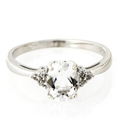 Anello in argento con Petalite