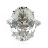 Anello in argento con Ametista Verde