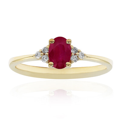 Anello in oro con Rubino Mozambico AAA