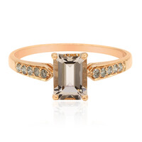 Anello in oro con Morganite
