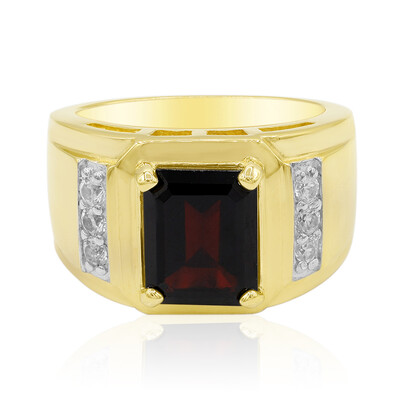 Anello in argento con Granato