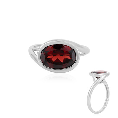 Anello in argento con Granato Mozambico