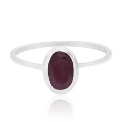 Anello in argento con Rubino