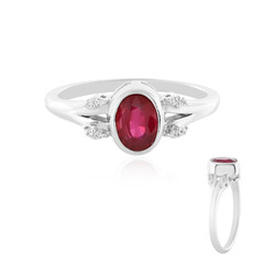 Anello in argento con Rubino Bemainty