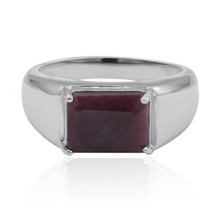 Anello in argento con Rubino