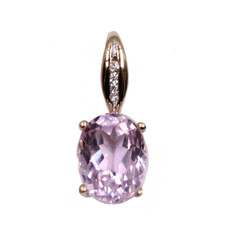 Ciondolo in oro con Kunzite