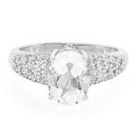 Anello in argento con Petalite