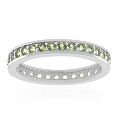 Anello in argento con Peridoto della Birmania