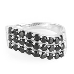 Anello in argento con Spinello Nero