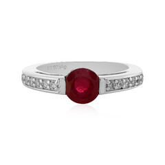 Anello in argento con Rubino del Madagascar
