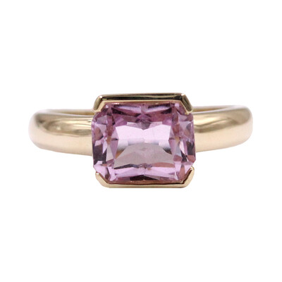 Anello in oro con Kunzite