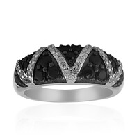 Anello in argento con Spinello Nero