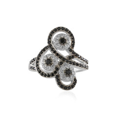Anello in argento con Spinello Nero