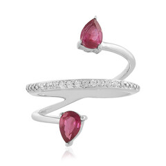Anello in argento con Rubino del Madagascar