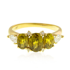 Anello in oro con Sfene