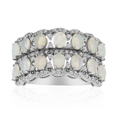 Anello in argento con Opale di Welo