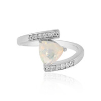 Anello in argento con Opale di Welo