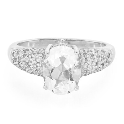 Anello in argento con Petalite