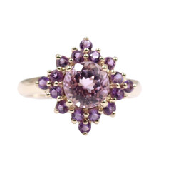 Anello in oro con Kunzite