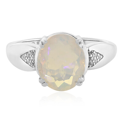 Anello in argento con Opale di Welo