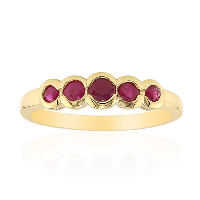 Anello in argento con Rubino
