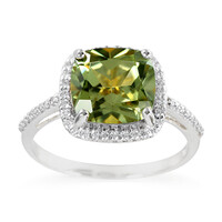 Anello in argento con Zultanite