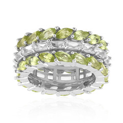 Anello in argento con Peridoto della Birmania