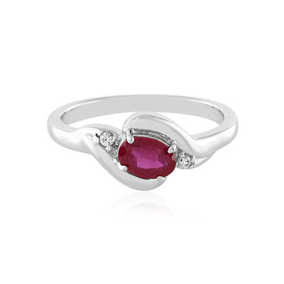 Anello in argento con Rubino del Madagascar