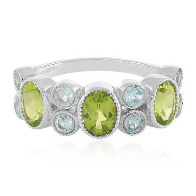 Anello in argento con Peridoto
