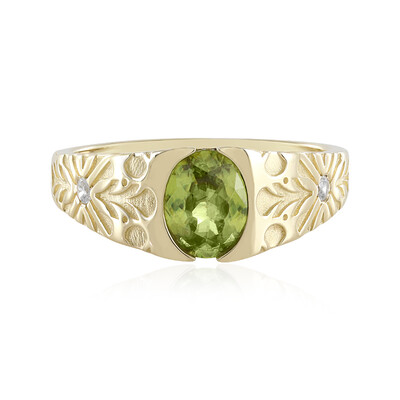 Anello in oro con Sfene