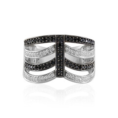 Anello in argento con Spinello Nero