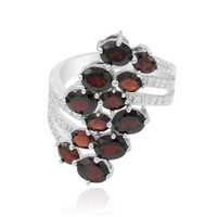Anello in argento con Granato