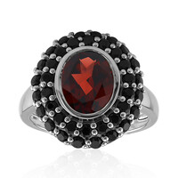 Anello in argento con Granato Mozambico